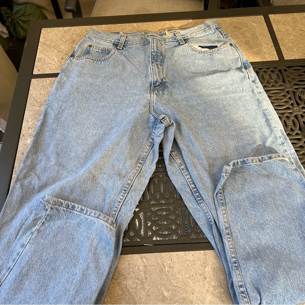 Eddie Bauer jeans ~ light wash Super cute! Size 16 denim